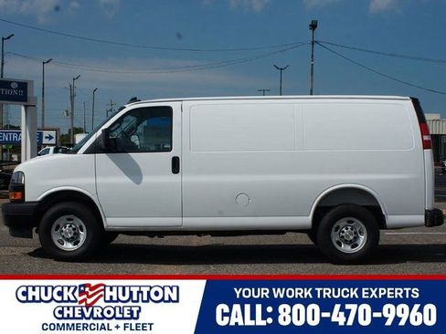 New 2025 Chevrolet Express 2500 Work Van w/ Driver Convenience Package image 2