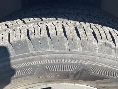 Used 2019 Nissan Frontier SV w/ Value Truck Package image 15