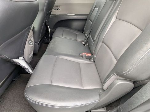 Used 2013 Subaru Tribeca Limited w/ PWR Moonroof Pkg image 17