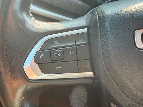 Used 2022 Jeep Compass Latitude w/ Sun and Sound Group AWD/4WD image 23