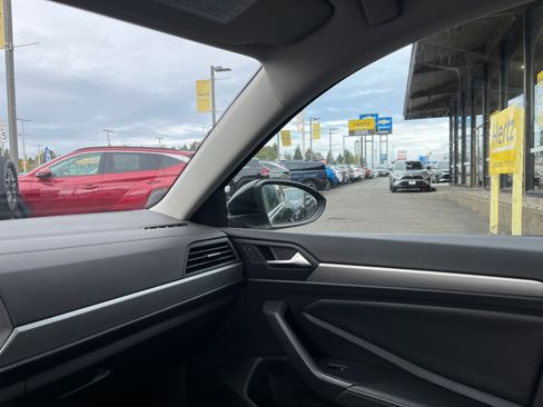 Used 2024 Volkswagen Jetta S image 35