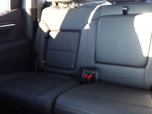 New 2026 GMC Sierra 1500 SLT image 13