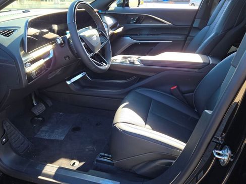 New 2026 Cadillac Lyriq Premium Luxury AWD/4WD image 24