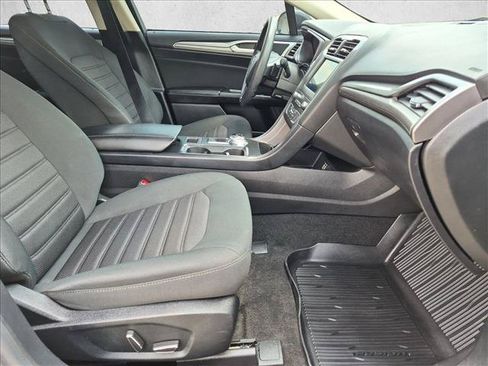Used 2020 Ford Fusion SE AWD/4WD image 20
