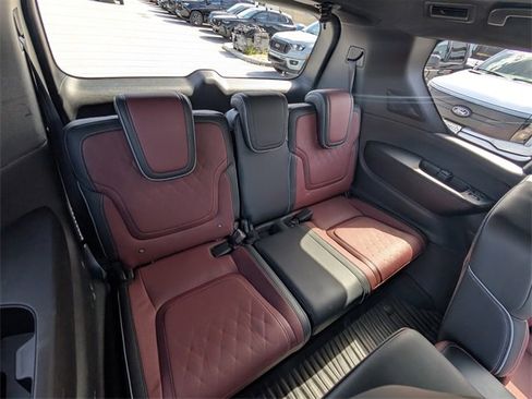 Used 2025 INFINITI QX80 Autograph image 14