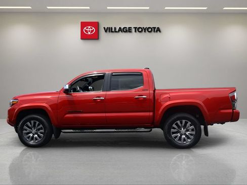 Certified 2022 Toyota Tacoma Limited RWD image 2