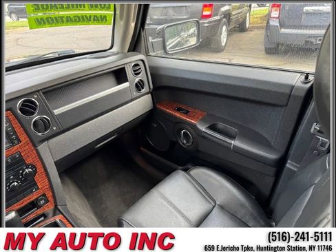 Used 2009 Jeep Commander Limited image 14
