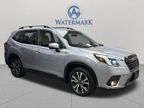 Used 2023 Subaru Forester Limited AWD/4WD image 9