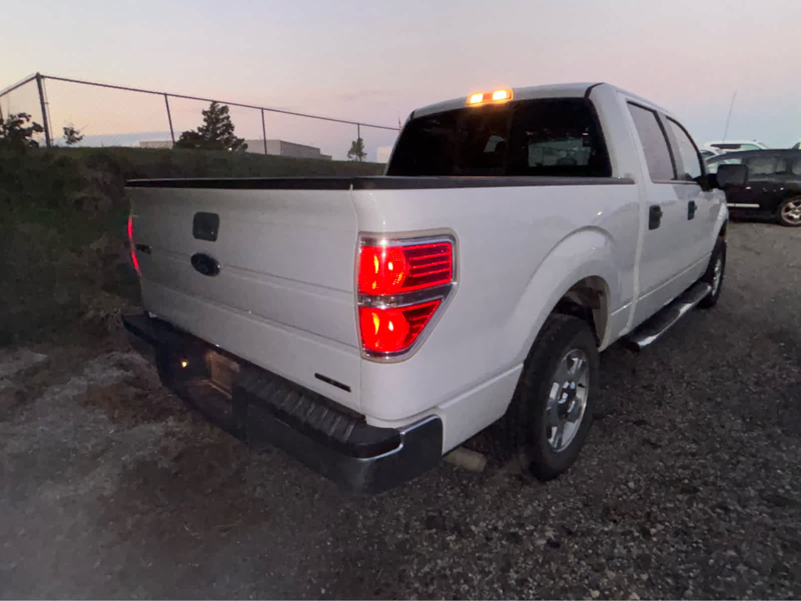 Used 2014 Ford F150 XLT w/ XLT Convenience Package RWD image 9