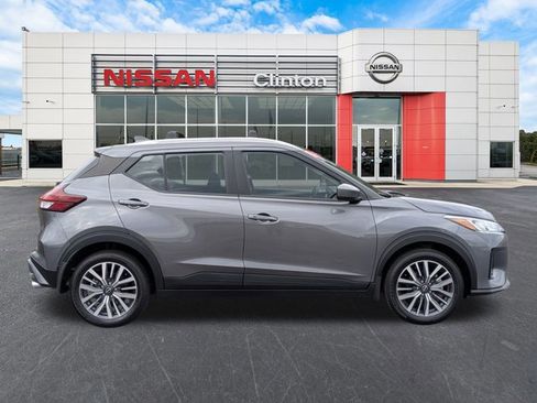 Certified 2024 Nissan Kicks SV w/ Interior Electronics Package image 2