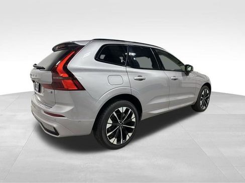 New 2026 Volvo XC60 B5 Plus w/ Protection Package Premier AWD/4WD image 6