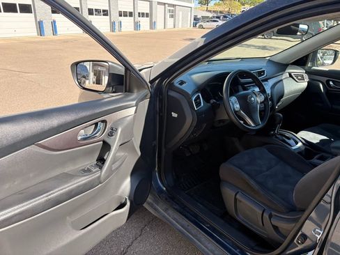 Used 2015 Nissan Rogue S AWD/4WD image 15