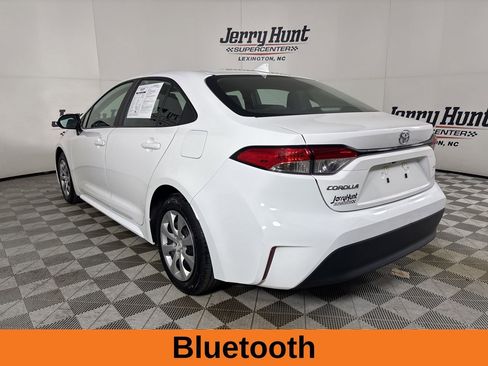 Used 2024 Toyota Corolla LE image 7