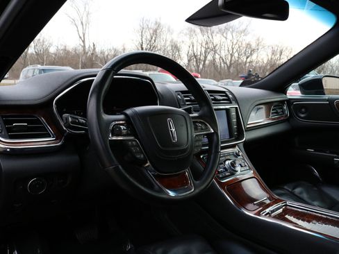 Used 2020 Lincoln Continental Reserve image 27