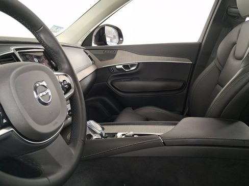 Used 2023 Volvo XC90 T8 Ultimate AWD/4WD image 22
