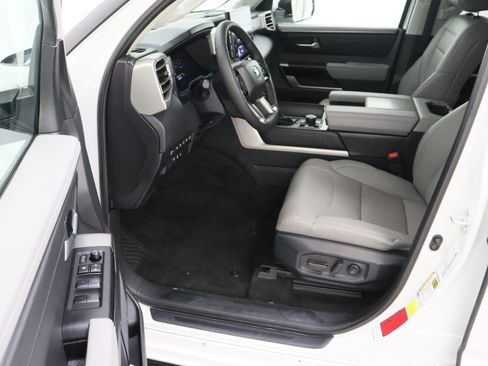Used 2024 Toyota Sequoia Limited AWD/4WD image 14