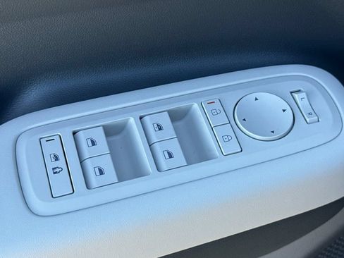 New 2026 Hyundai Santa Fe SE FWD image 12