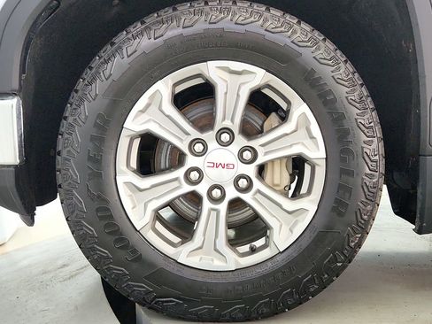 Used 2023 GMC Sierra 1500 SLE AWD/4WD image 30