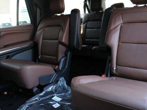 New 2026 Lincoln Navigator L Reserve AWD/4WD image 49