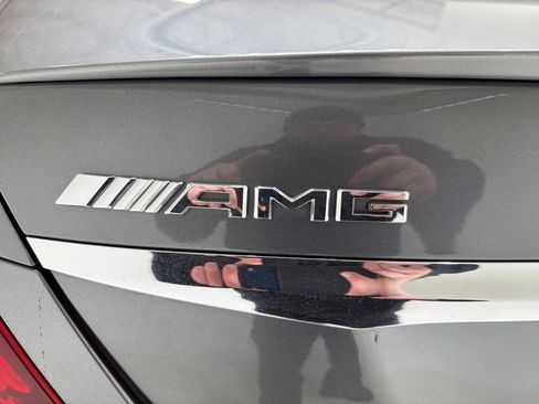 Used 2018 Mercedes-Benz E 43 AMG 4MATIC Sedan w/ Premium 3 Package image 32
