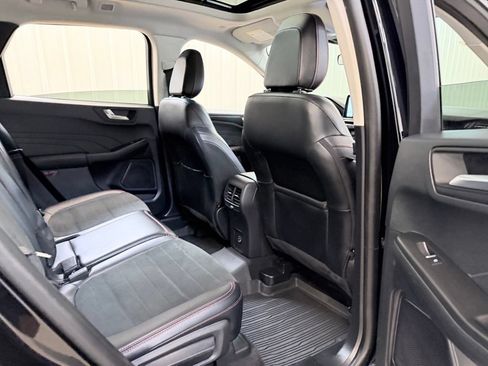 Used 2022 Ford Escape SEL w/ SEL Stealth AWD Package image 33