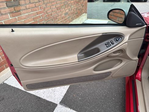 Used 2001 Ford Mustang Cobra image 17