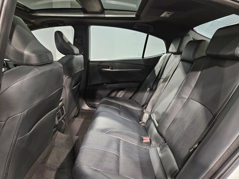 Used 2025 Toyota Camry XSE FWD image 37