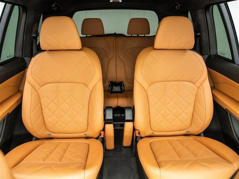 Used 2023 BMW X7 xDrive40i w/ Executive Package image 16