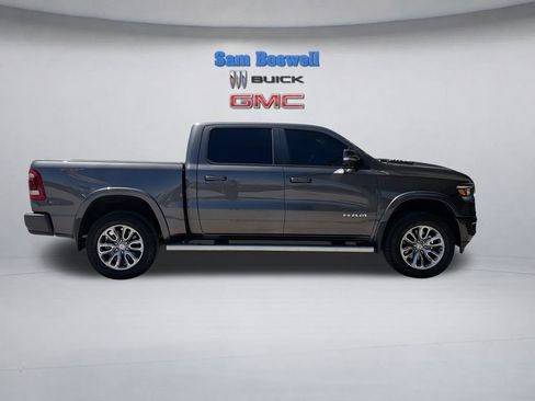 Used 2019 RAM 1500 Laramie w/ Sport Appearance Package AWD/4WD image 12