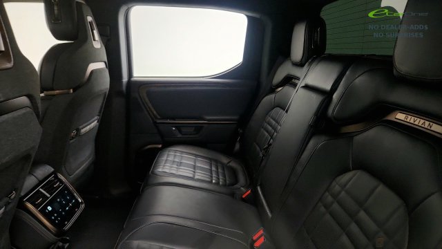 Used 2026 Rivian R1T Premium Tri AWD/4WD image 42