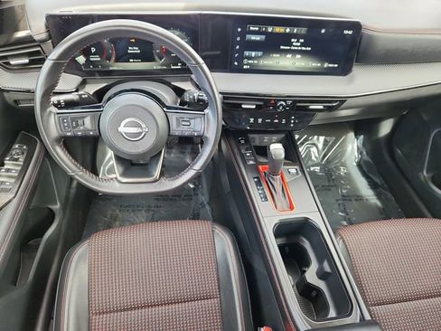 Certified 2025 Nissan Kicks SR AWD/4WD image 9