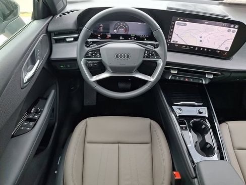 New 2026 Audi Q3 quattro 2.0T AWD/4WD image 8