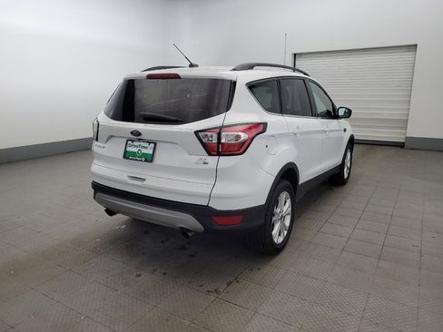 Used 2018 Ford Escape SE image 9