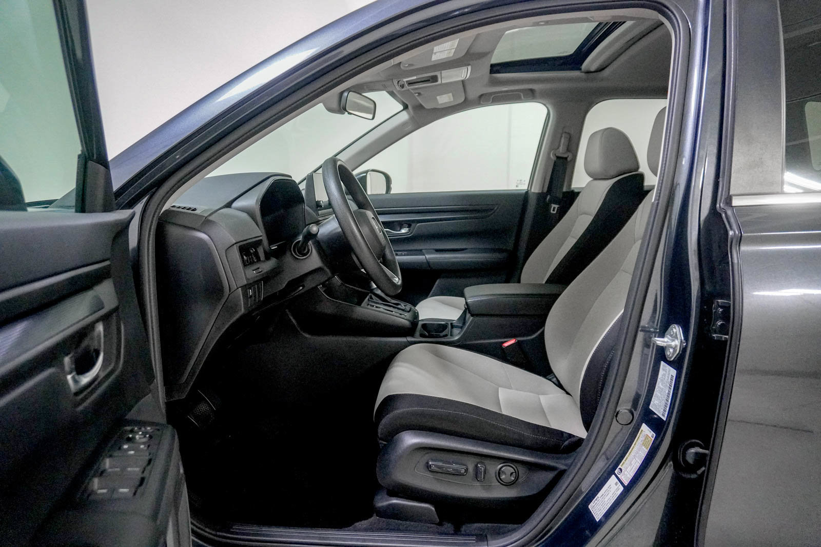 Used 2024 Honda CR-V EX image 19