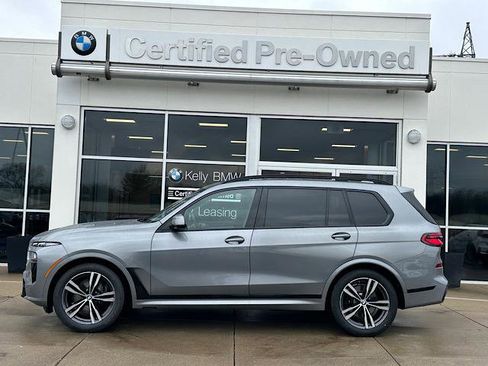 Certified 2024 BMW X7 xDrive40i w/ M Sport Package image 6