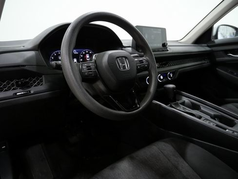 Used 2023 Honda Accord LX image 11