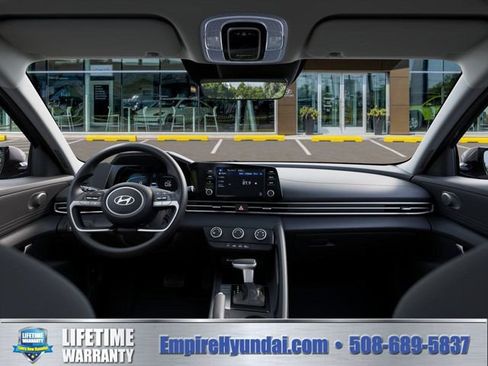 New 2026 Hyundai Elantra SE FWD image 11