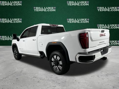 Used 2024 GMC Sierra 2500 Denali w/ Denali Reserve Package image 8