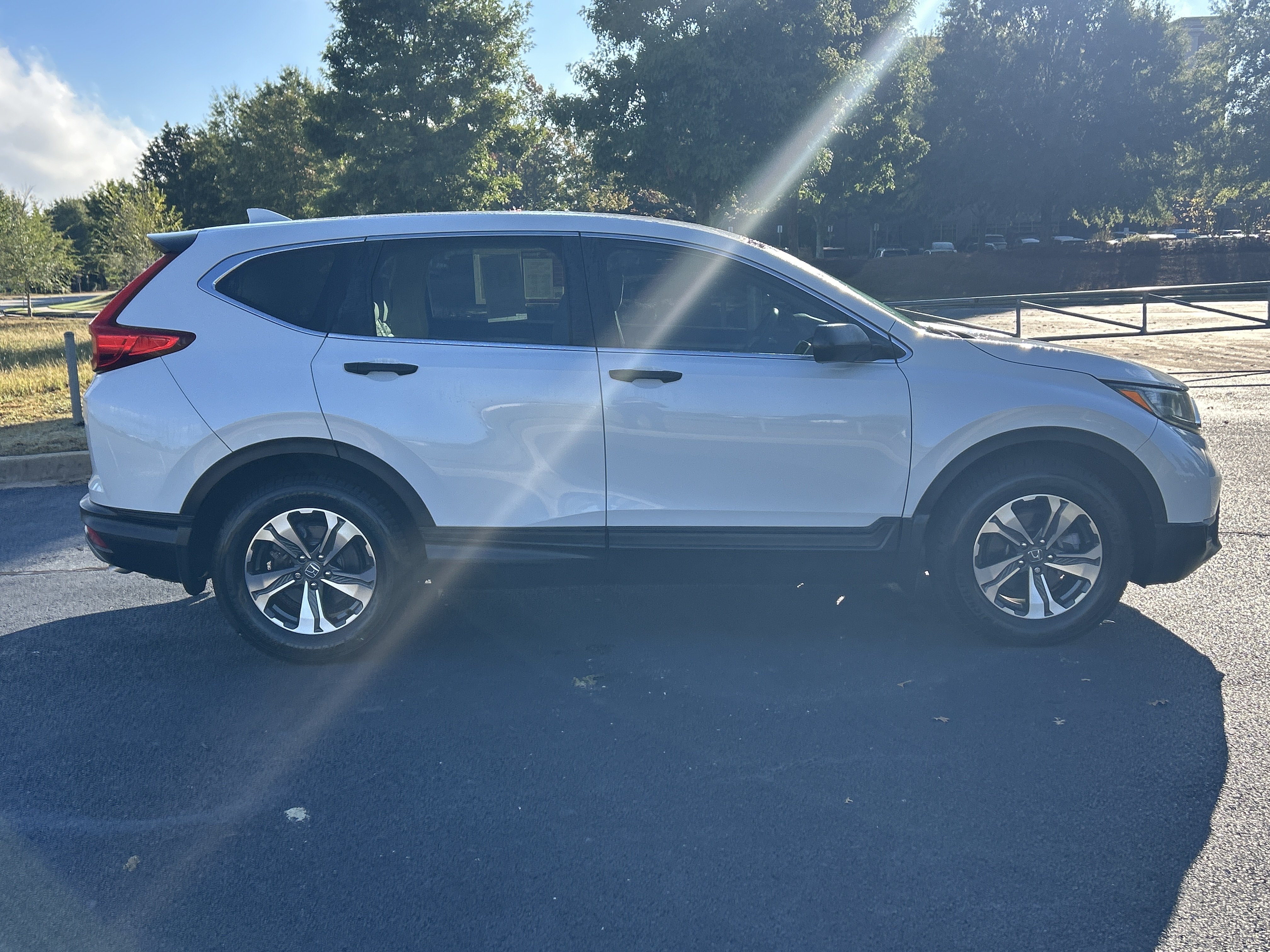 Used 2019 Honda CR-V LX image 10