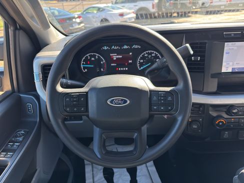 Used 2024 Ford F350 XLT image 19