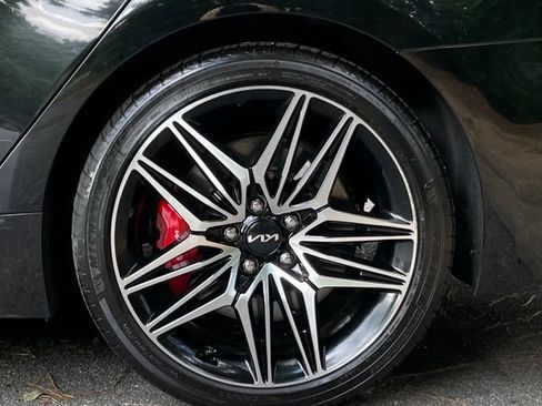 Used 2022 Kia Stinger GT1 w/ Red Interior Color Package AWD/4WD image 6