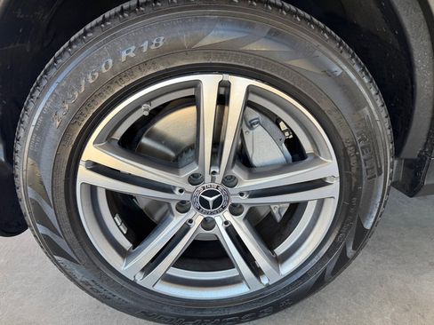 Used 2022 Mercedes-Benz GLC 300 4MATIC w/ Premium Package Lite image 42