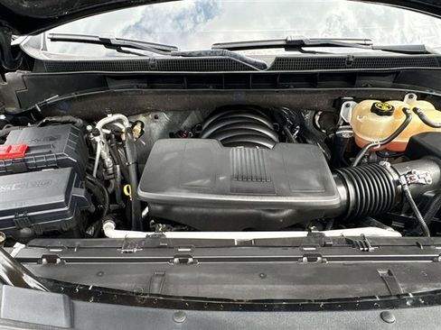 Used 2022 GMC Yukon Denali w/ Denali Premium Package image 30