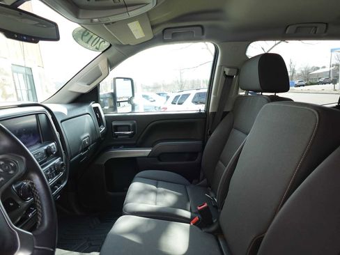 Used 2019 Chevrolet Silverado 2500 LT w/ Custom Sport Edition AWD/4WD image 14