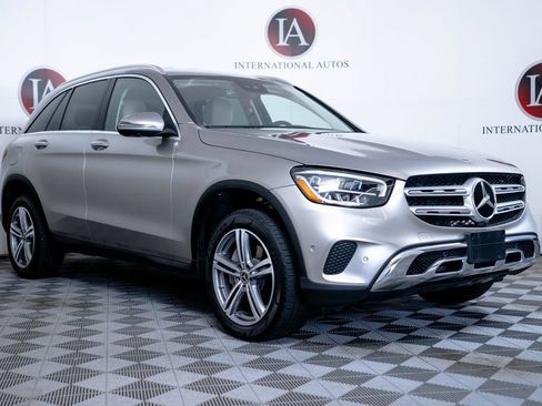 Used 2022 Mercedes-Benz GLC 300 4MATIC image 1
