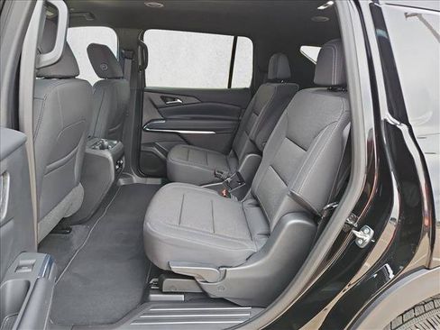 New 2026 Chevrolet Traverse LT w/ Midnight/Sport Edition FWD image 16