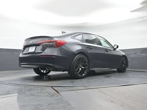 Used 2023 Honda Civic Sport image 30