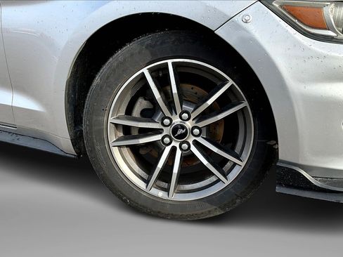 Used 2015 Ford Mustang Premium image 2