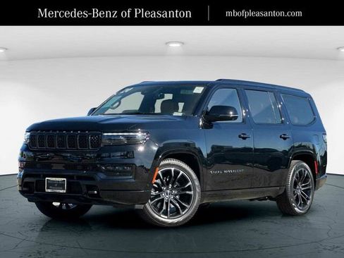 Used 2024 Jeep Grand Wagoneer Series III w/ Rear Seat Video Group 1 image 1