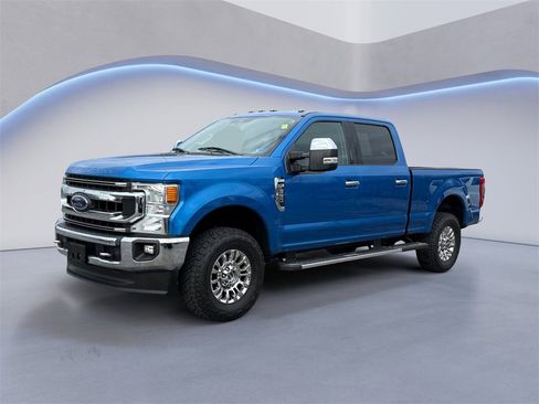 Used 2020 Ford F350 XLT w/ XLT Premium Package image 7